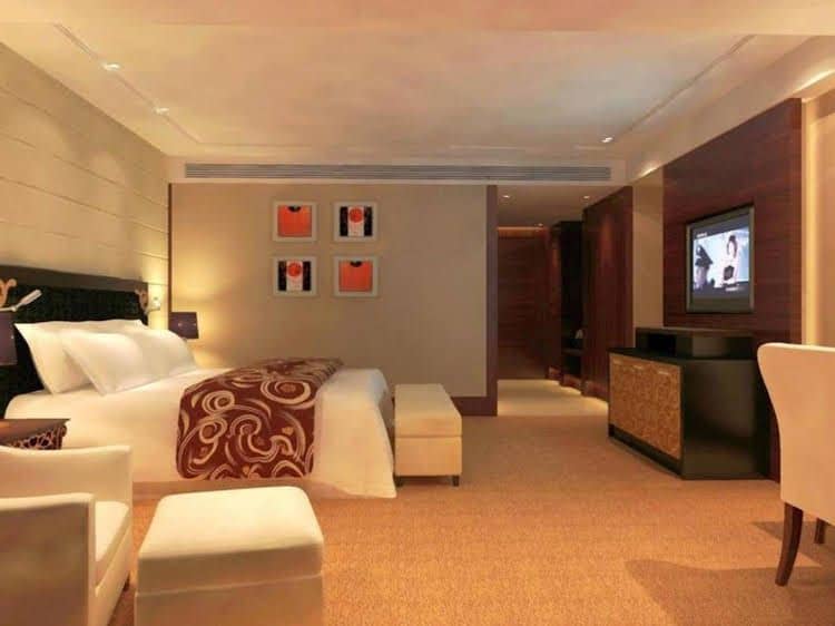 Noble International Hotel Zhengzhou