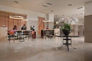 Howard Plaza Hotel