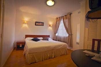 Godials B & B Godials B & B