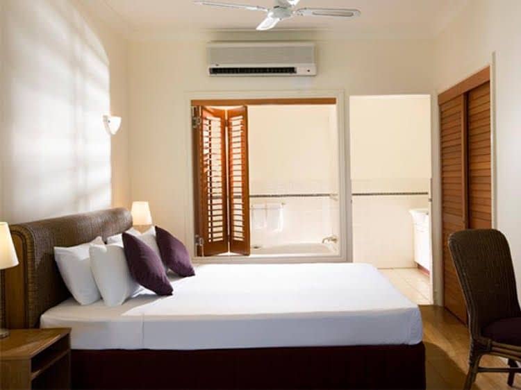 Port Douglas on Macrossan Apartments
