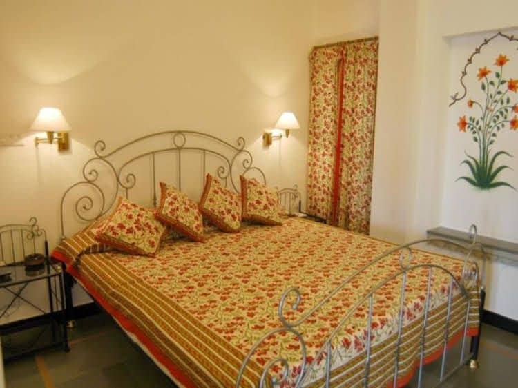 Mewar Haveli A Traditional Hotel