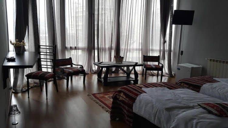 City Plaza Hotel