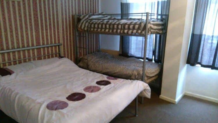 Old Cottage Hotel