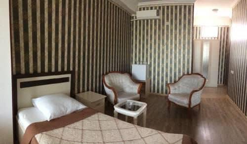 Star Hotel+