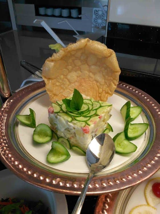 Elvin Deluxe Halal Hotel