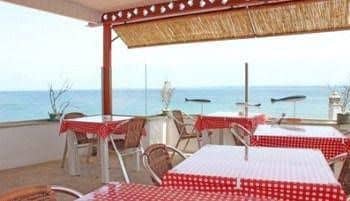 e2 Deniz Otel