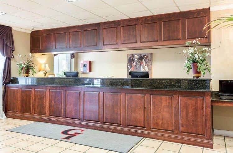 Clarion Inn