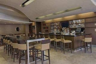 Embassy Suites By Hilton Newar