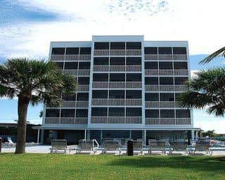 Beach Club I