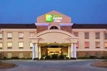 Holiday Inn Express and Suites Conroe I45 North