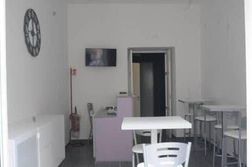 Naples Royal House B and B
