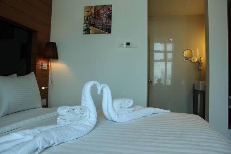 Dua Sentral Suites