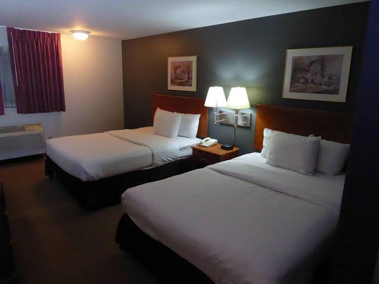Econo Lodge Inn and Suites Econo Lodge Inn and Suites
