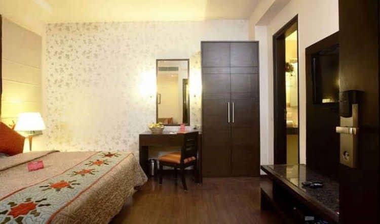 Fab Anutham Nehru Place Fab Anutham Nehru Place