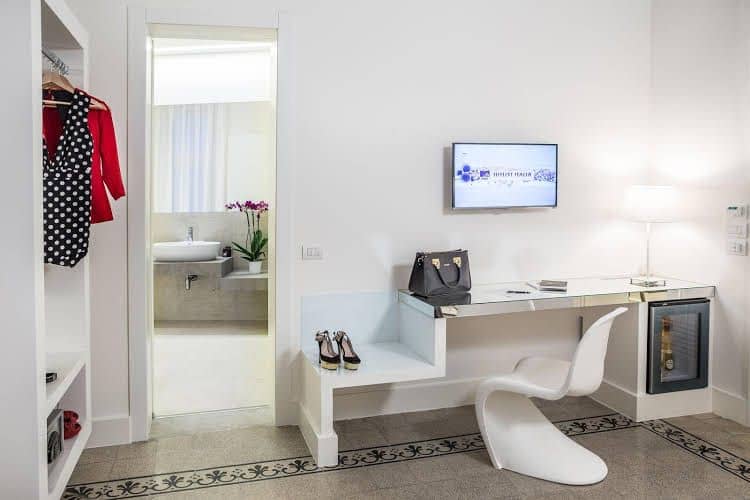 Home Boutique Luxury and Design Home Boutique Luxury and Design