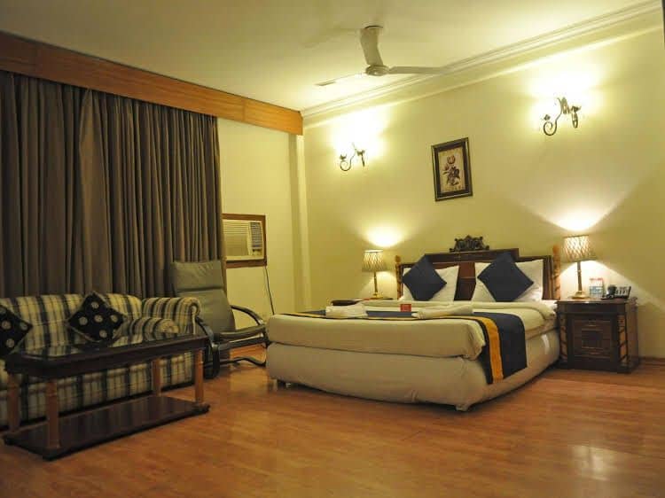 OYO Rooms Sikanderpur Metro Station OYO Rooms Sikanderpur Metro Station