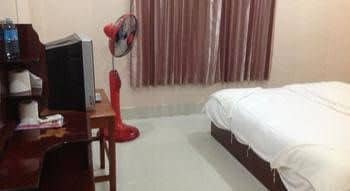 Chnerikray Restaurant and Guesthouse