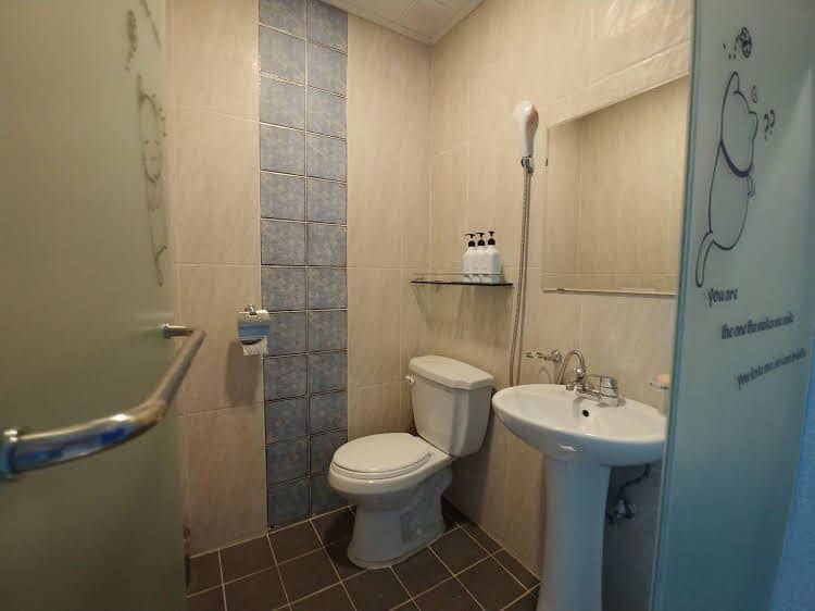 Road Myeongdong Guesthouse