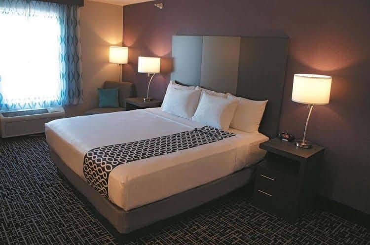 La Quinta Inn and Suites Pontoon Beach La Quinta Inn and Suites Pontoon Beach