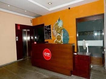 OYO Rooms Sampatrao Colony Alkapuri