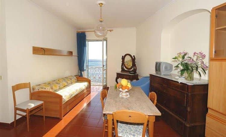 B and B Camere Con Vista