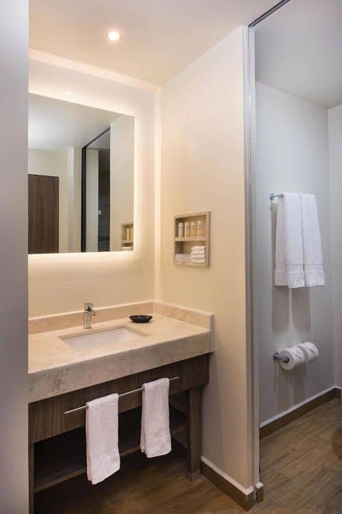 Hampton Inn and Suites by Hilton Salamanca