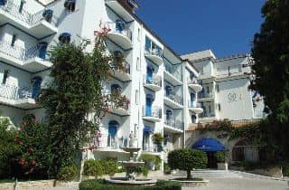 Sant Alphio Garden