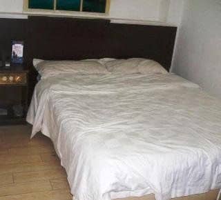 Beijing Aihua Hotel