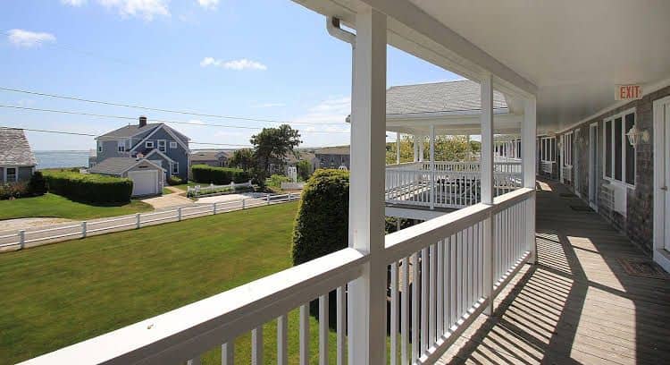 Colonial Acres Resort