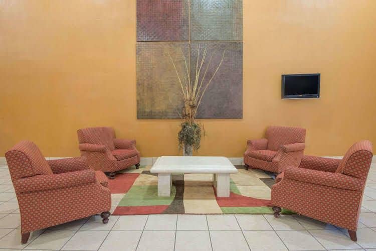 Red Carpet Inn and Suites