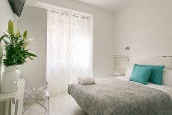 Hostal Met Madrid Hostal Met Madrid