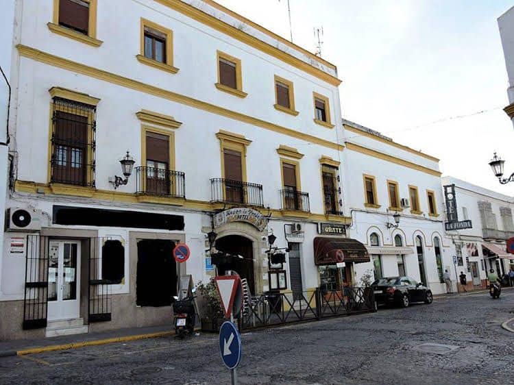 LA FONDA DEL CALIFA LA FONDA DEL CALIFA