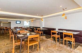 ZEN Rooms Seminyak Cendrawasih
