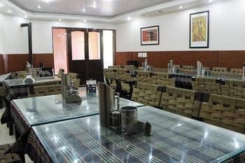 OYO Premium Near Mussoorie Public School OYO Premium Near Mussoorie Public School