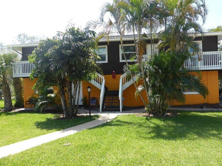 Englewood Bay Motel