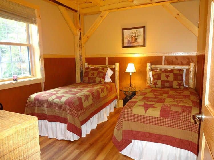 Robert Frost Mountain Cabins