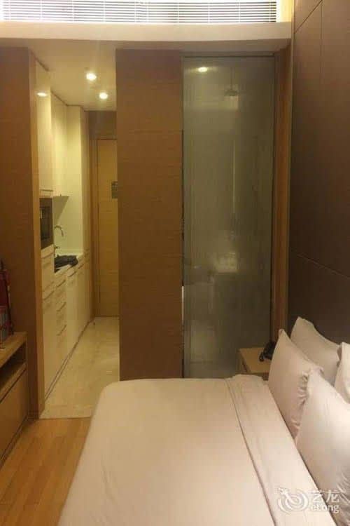 Guangzhou Bojing Poly World Trade Center