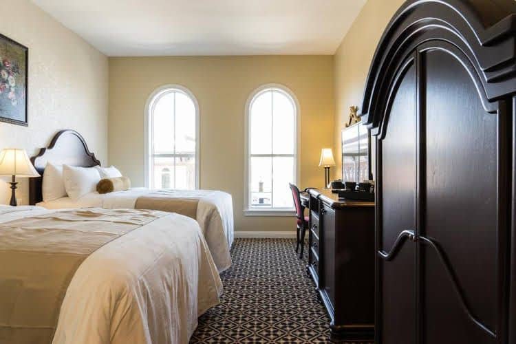 The Mount Vernon Grand