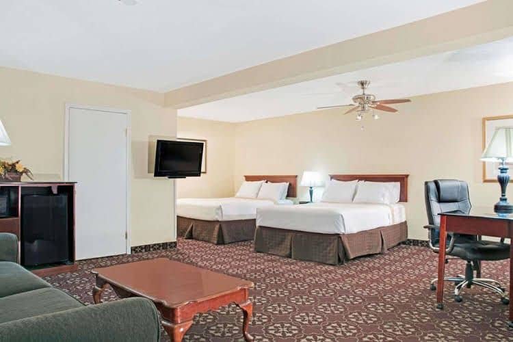 Days Inn Shenandoah