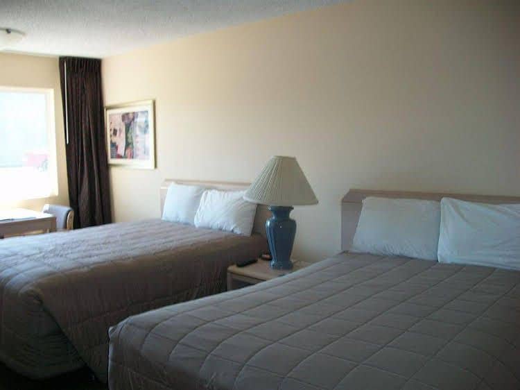 GuestHouse Inn and Suites Eugene / Springfield