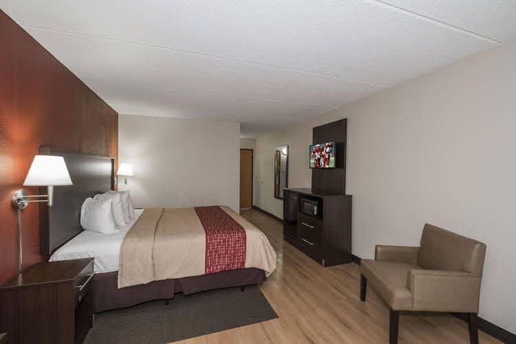 Red Roof Inn Cortland