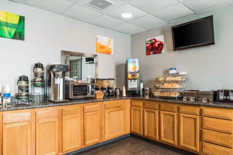 Quality Inn AustintownYoungstown West