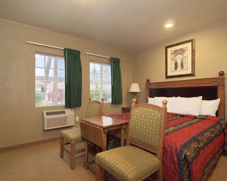 Rodeway Inn and Suites