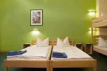 acama and Hostel Schoeneberg