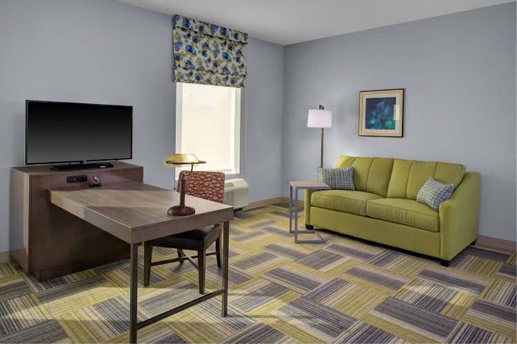 Hampton Inn and Suites Syracuse North Airport Area