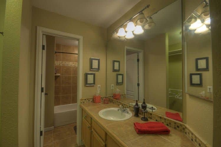 Villas At Walton Creek