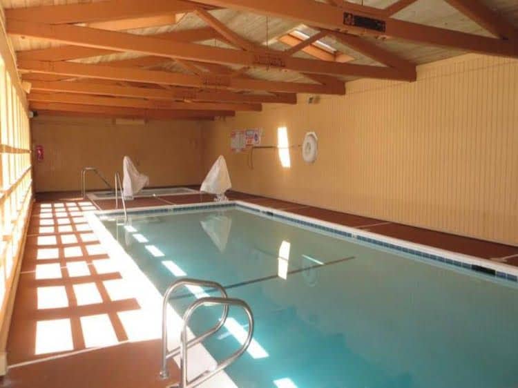 Surf City Inn and Suites