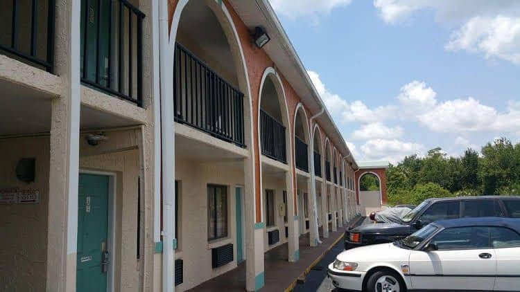 Shining Light Inn and Suites
