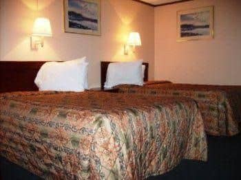 Amerivu Inn and Suites
