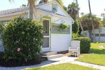 Indian River Lagoon Waterfront Cottages